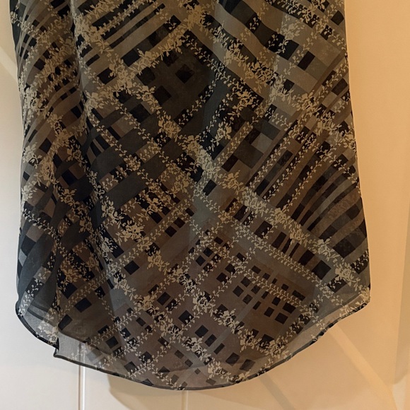 CAbi Graph Blouse - Picture 10 of 12